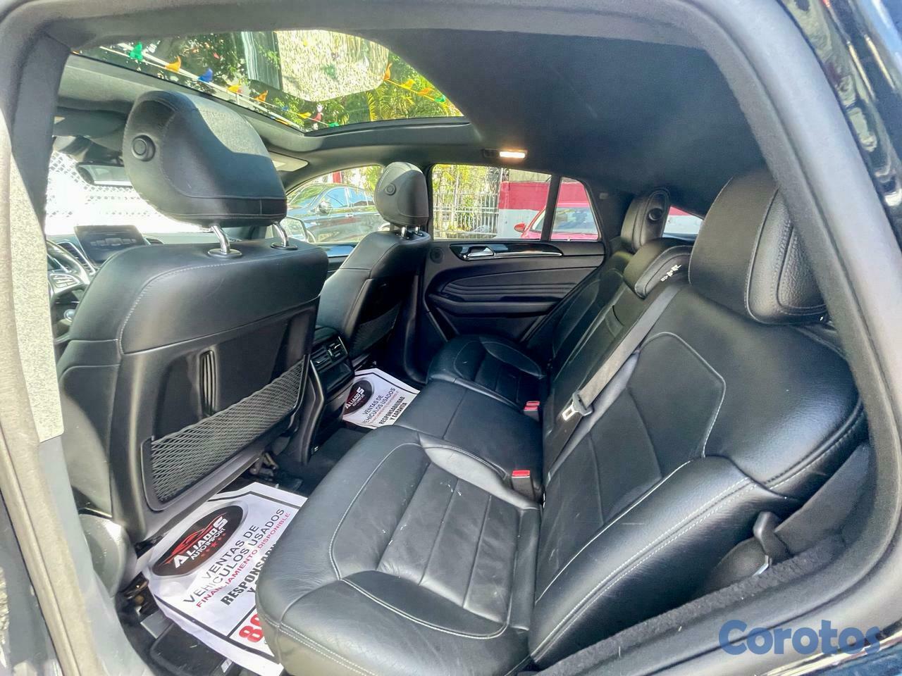 jeepetas y camionetas - Mercedes Benz GLE 43 AMG Coupe 2017 Clean Carfax 8