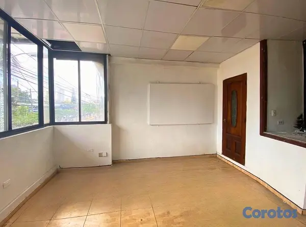 oficinas y locales comerciales - LOCAL COMERCIAL 9