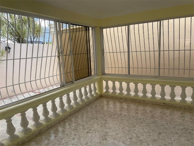 casas - Venta de casa en la castellana Distrito Nacional de 372mts 6