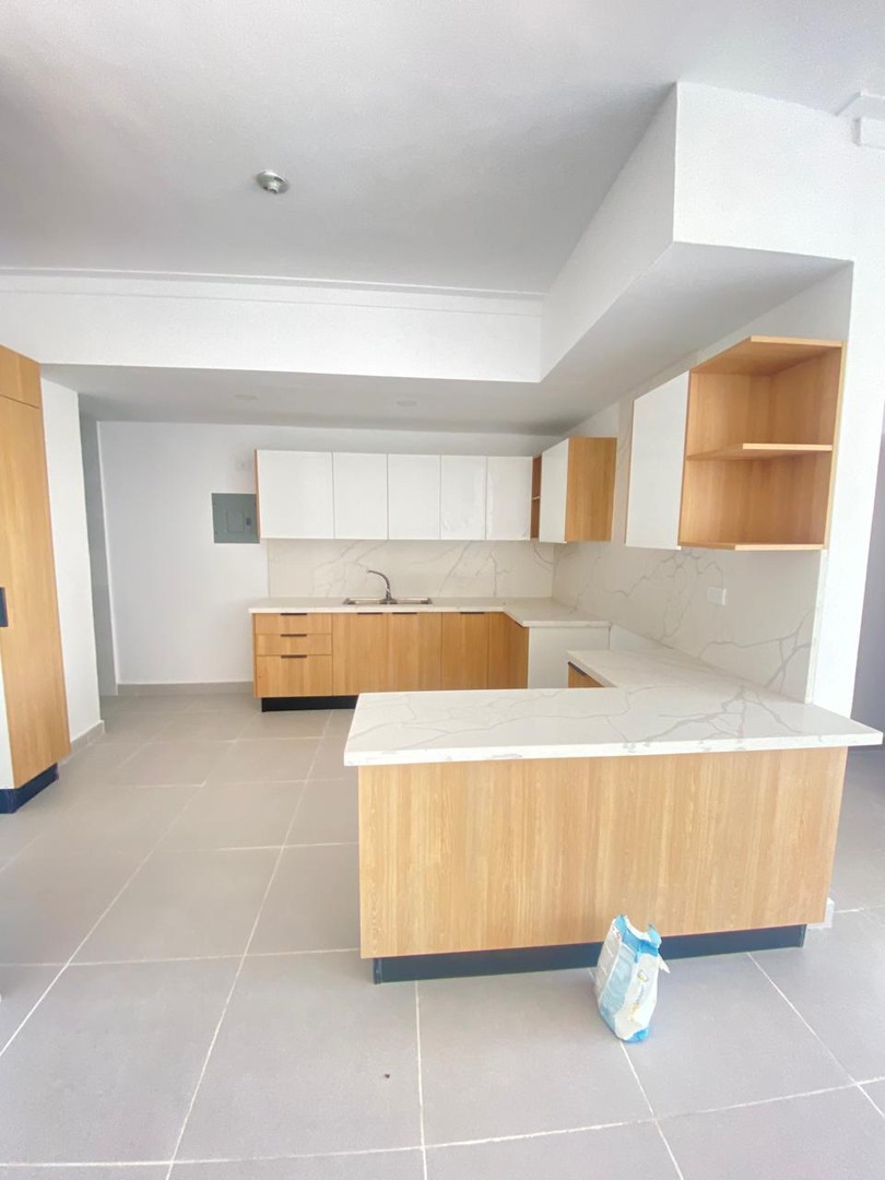 apartamentos - Apartamento Nuevo en Venta
•ZONA UNIVERSITARIA
               USD260,000

 7
