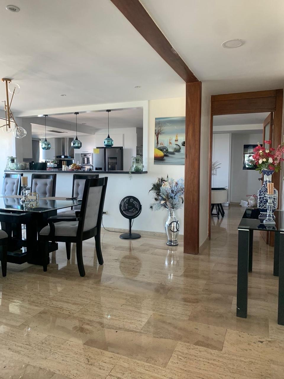 apartamentos - vendo hermoso apto con 4 habitación 4.5 baños  3
