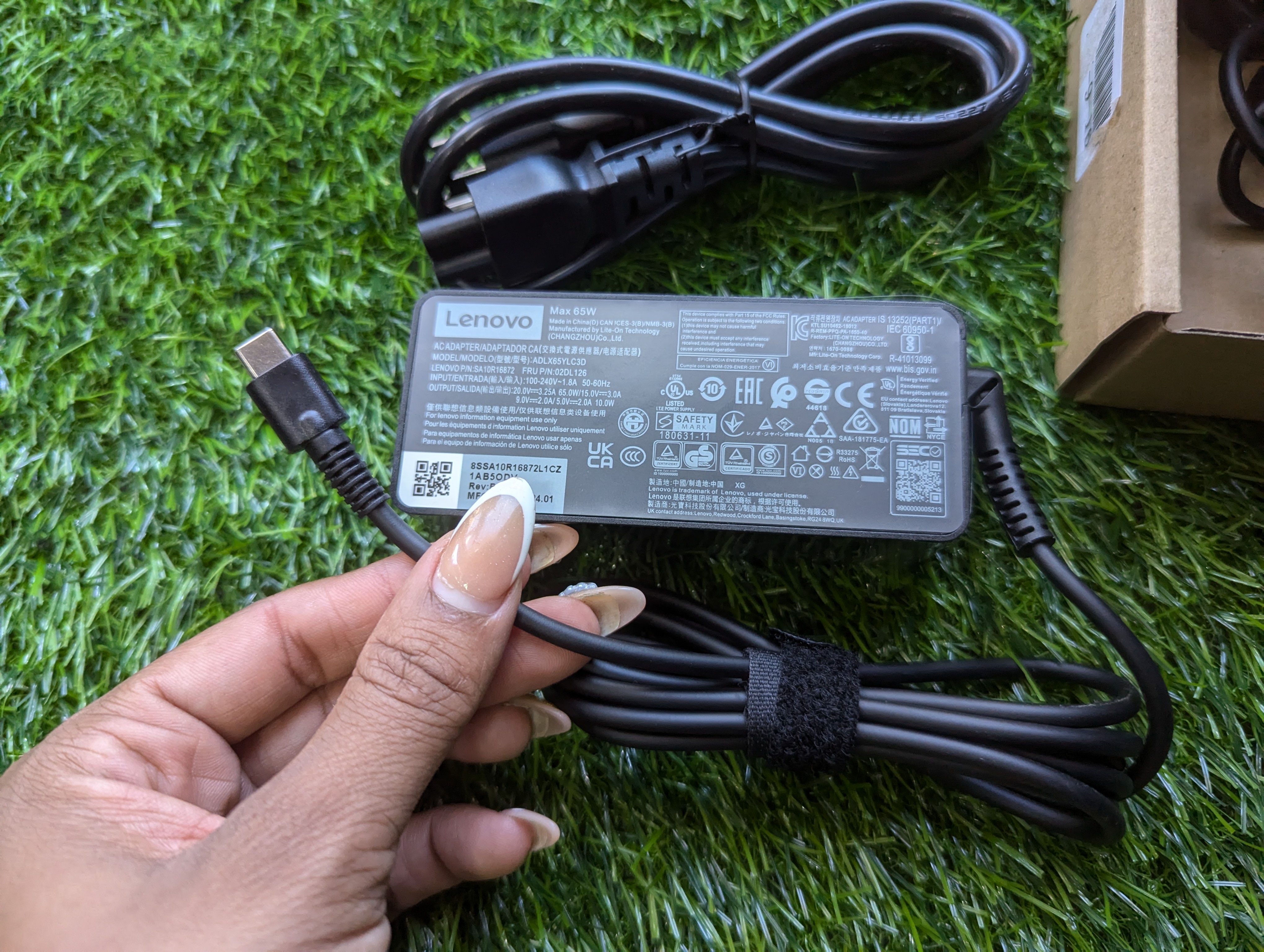 accesorios para electronica - cargador Lenovo para laptops tipoc  2
