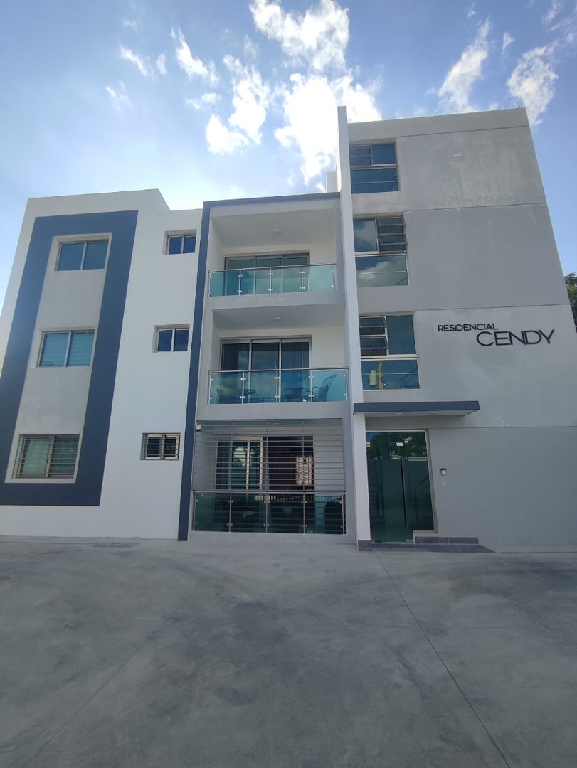 apartamentos - Apartamento con Patio, Amueblado en Llanos de Gurabo 0