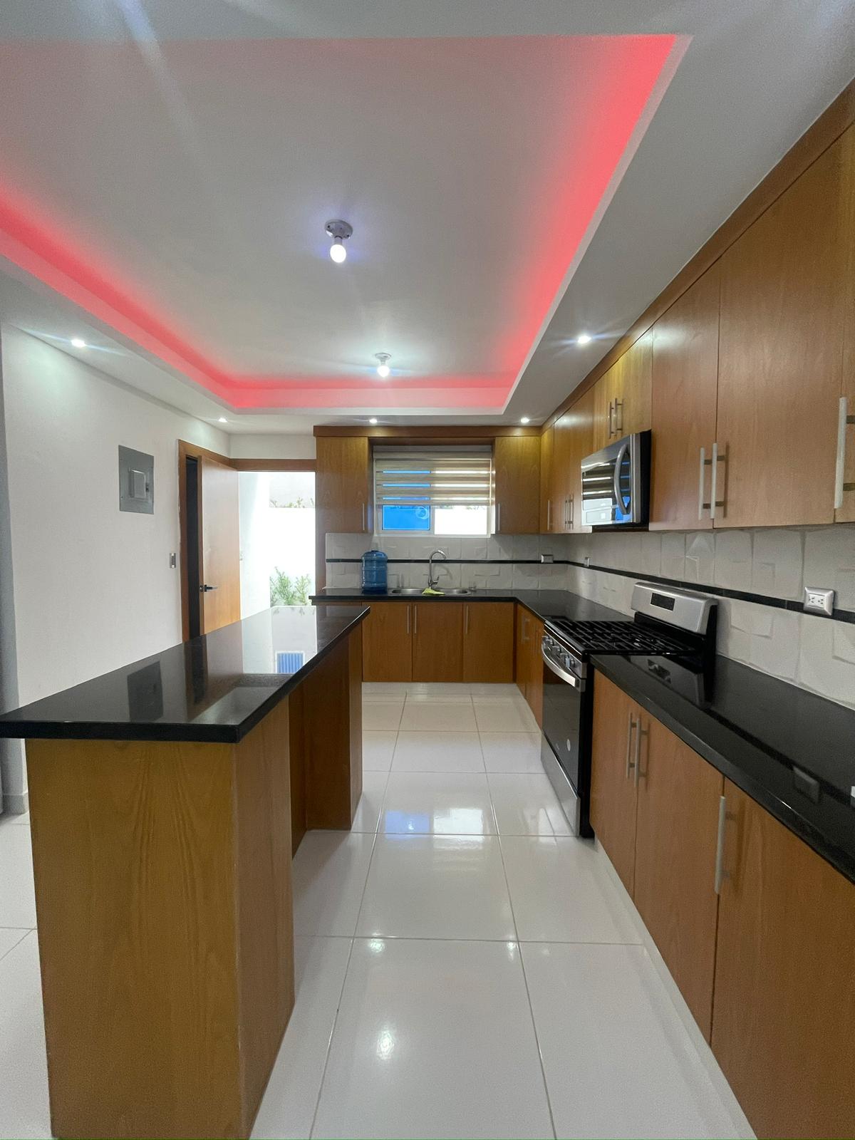 casas - CASA EN VENTA EN SANTIAGO. 6