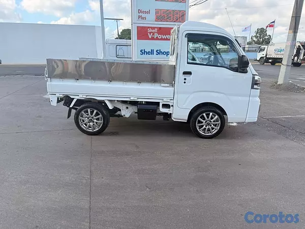 otros vehiculos - daihatsu hijet Recien importada 15