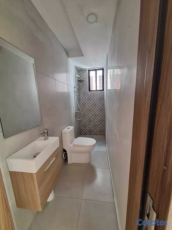 apartamentos - APARTAMENTO MILLON 2DA CON TERRAZA REBAJADO A 1100 5