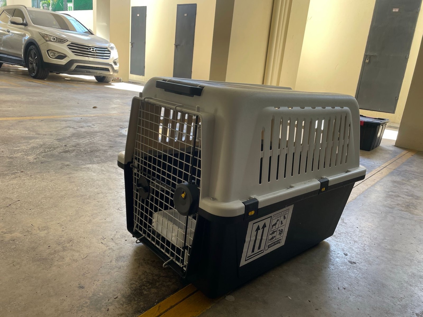 animales y mascotas - jaula para transporte de perro grande , como nueva, solo se utilizo 2