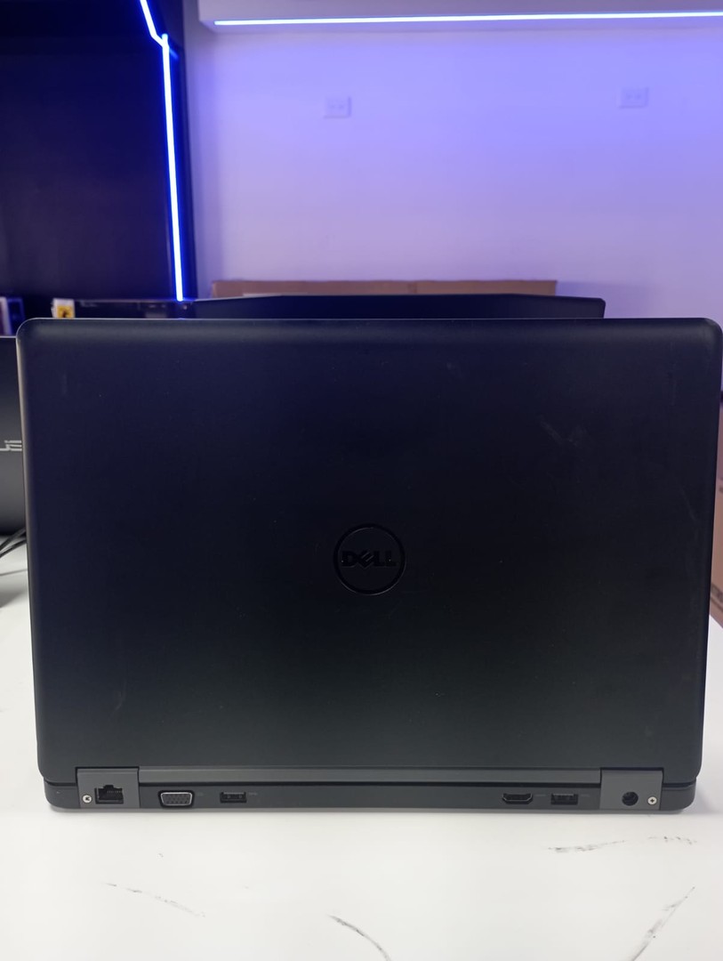 computadoras y laptops -  Laptop Dell 5450 Intel Core de 5-5TH  3
