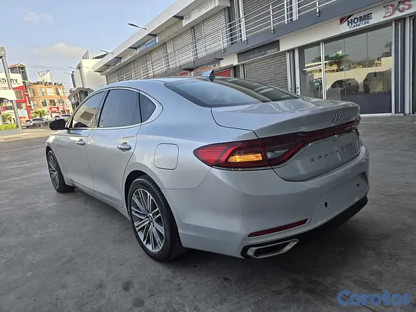 carros - HYUNDAI GRANDEUR 2018 GRIS 3