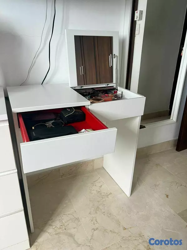 muebles y colchones - Tocador para maquillaje / Escritorio 5