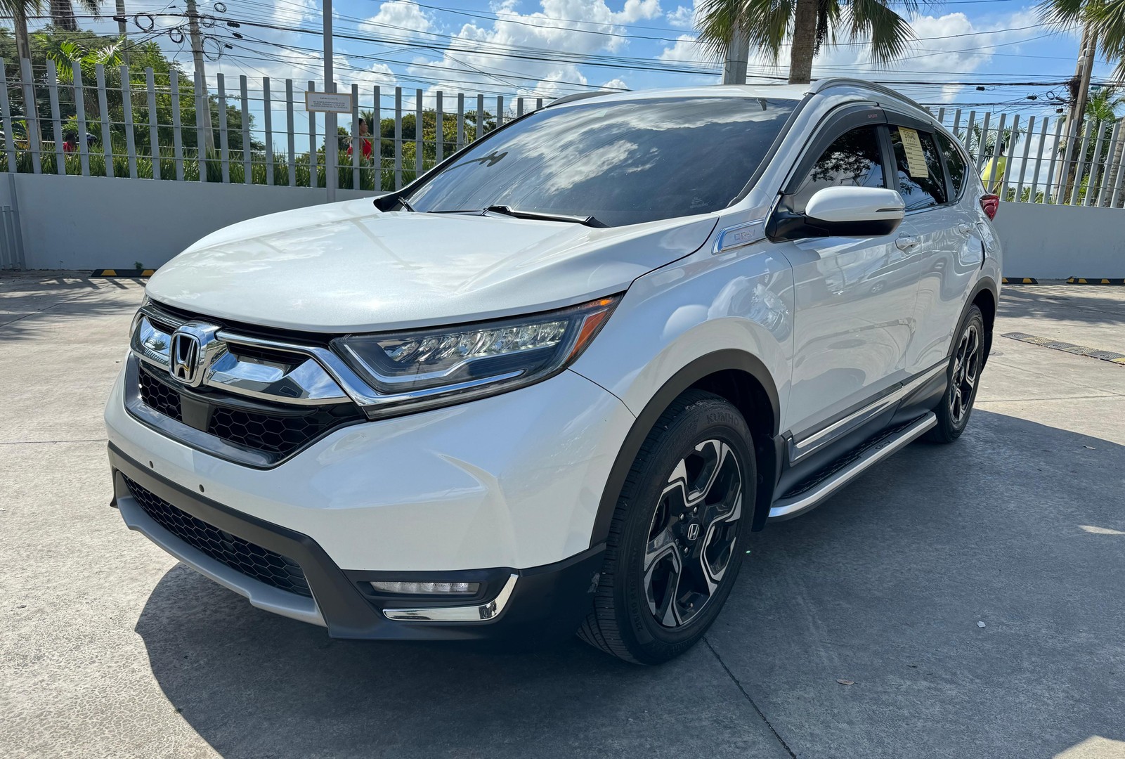 jeepetas y camionetas - HONDA CRV TOURING 2019 2WD CLEAN CARFAX DE OPORTUNIDAD