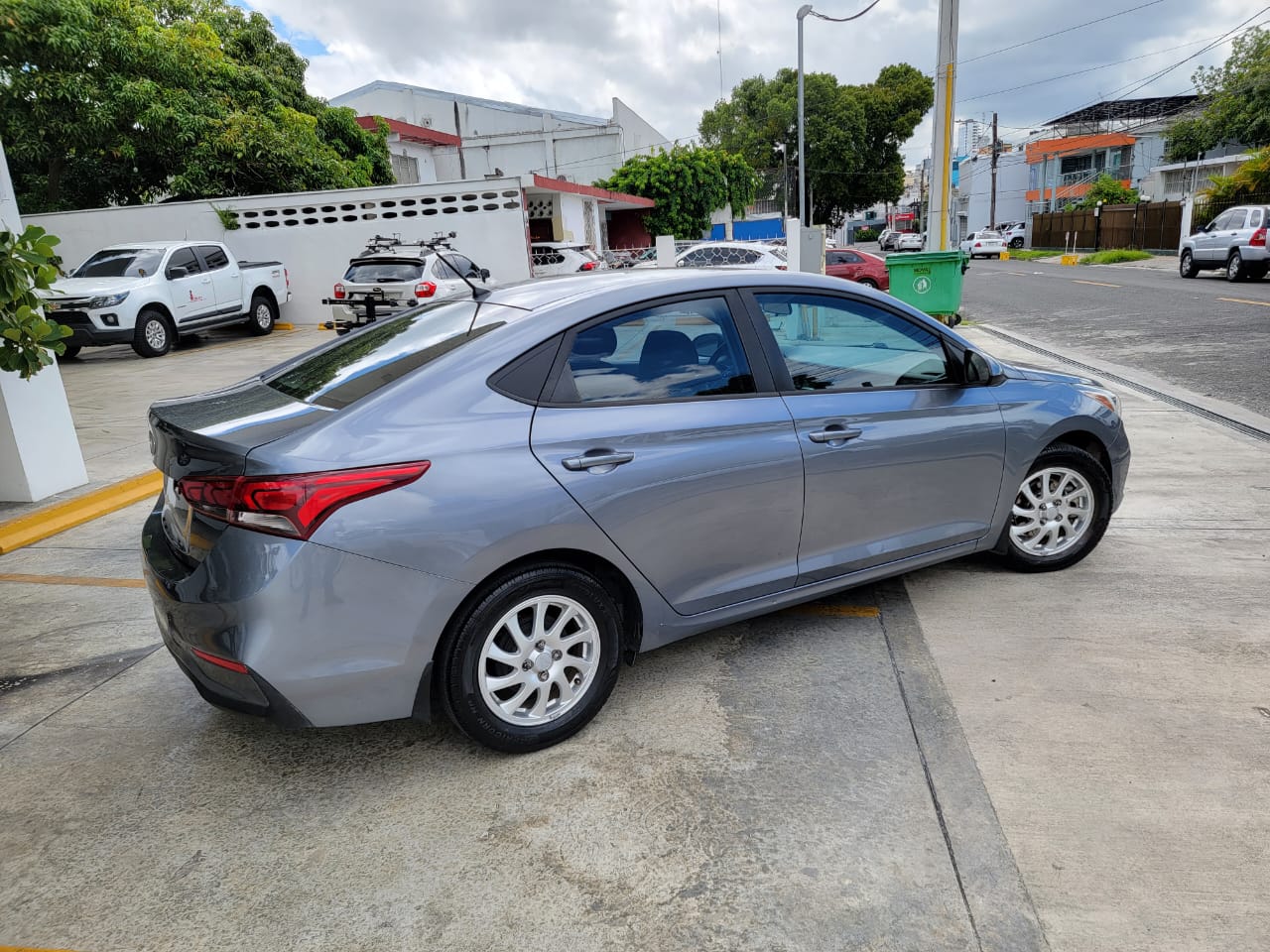 carros - Hyundai Accent  2