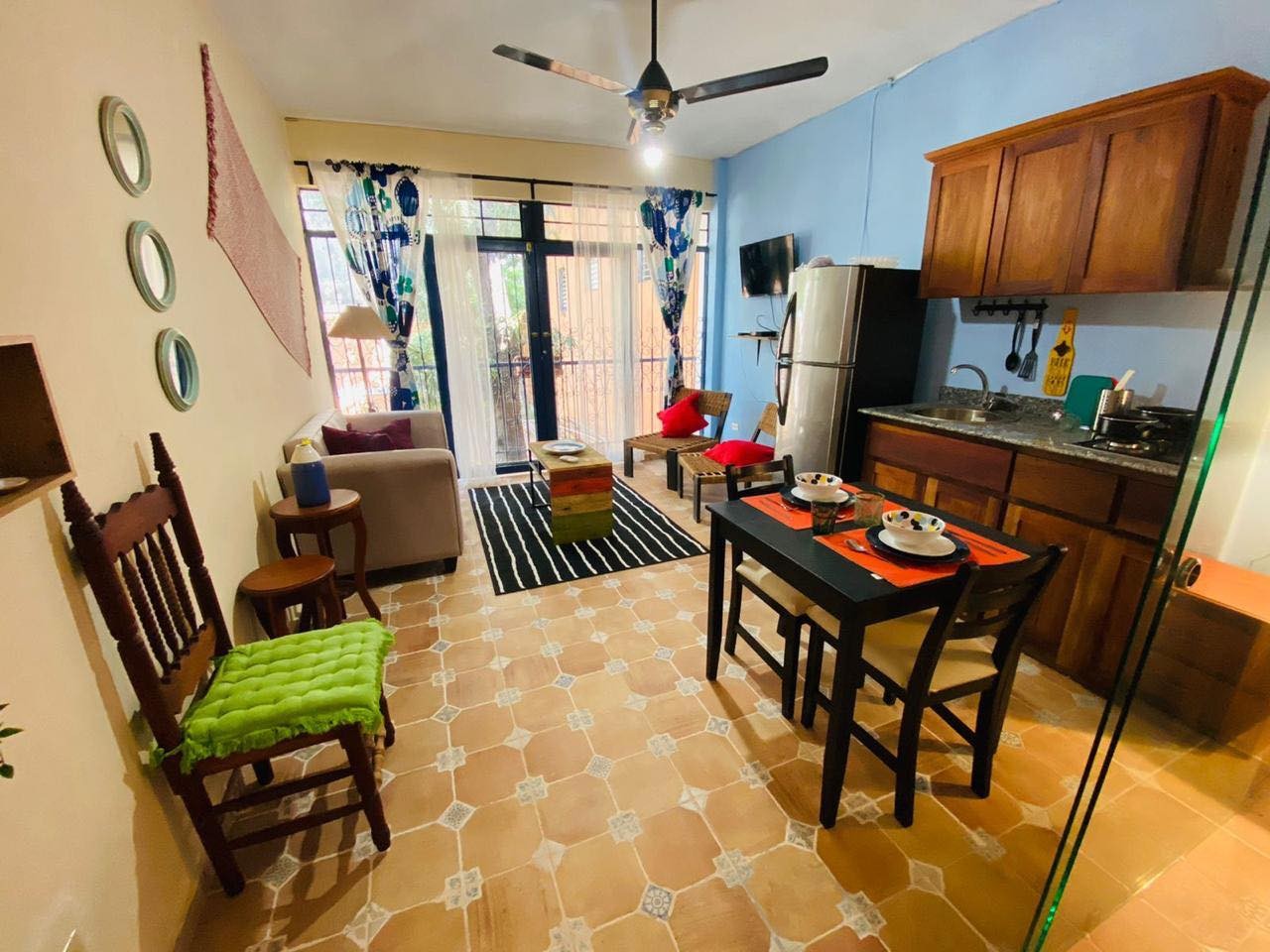 apartamentos - Alquiler Apartamento Amueblado con Piscina, Ciudad Nueva, Zona Colonial