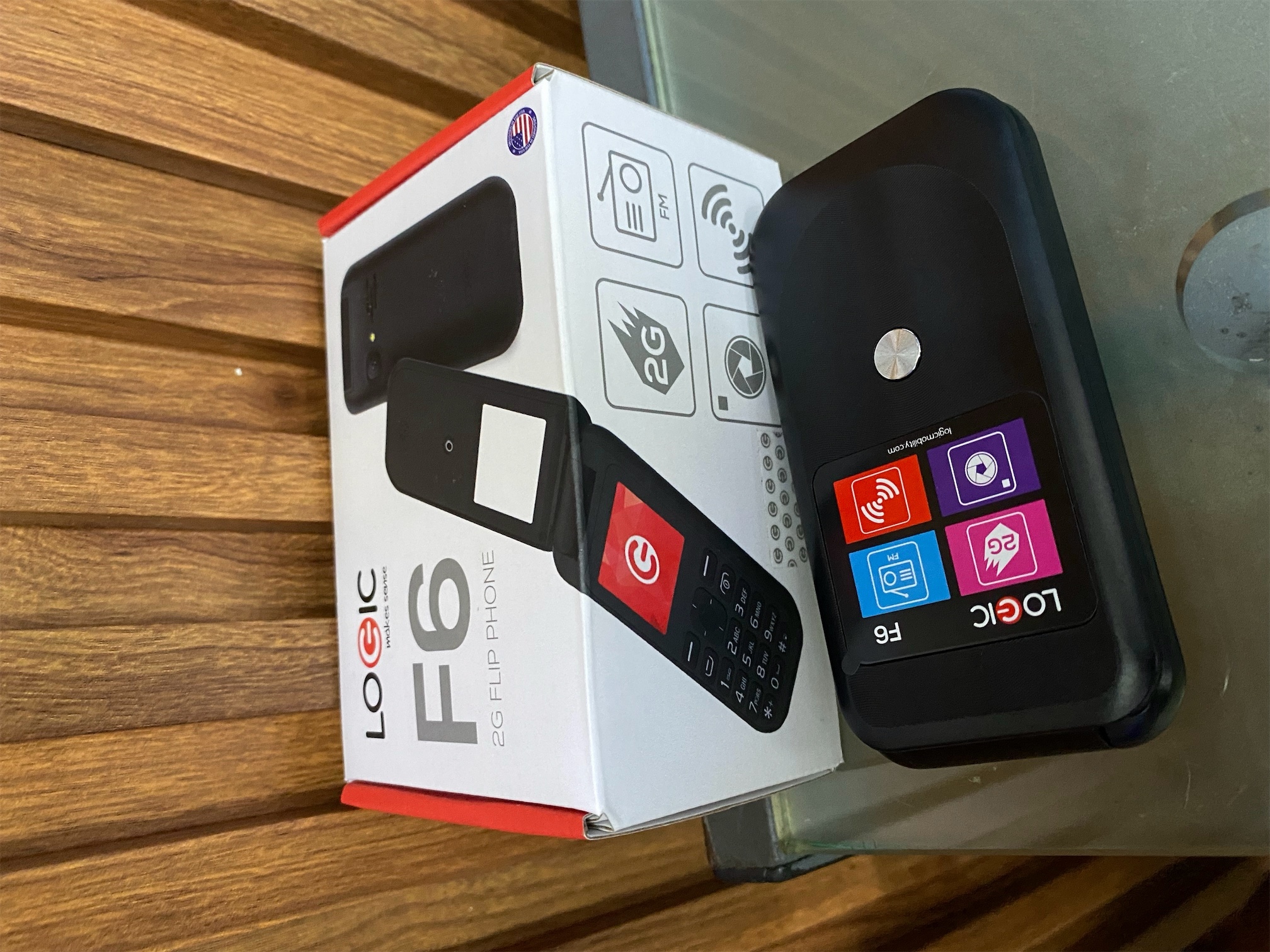 celulares y tabletas - LOGIC FC maquito con tapa  3