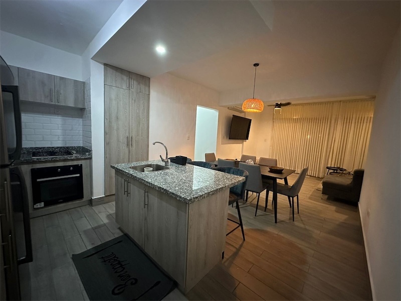 apartamentos - Venta de apartamento con jacuzzi Juan Dolio 2da línea de playa  5