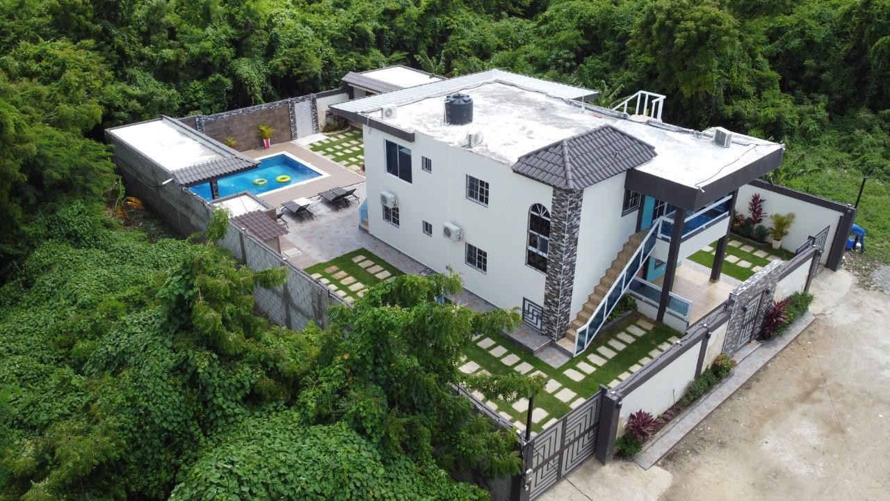 casas vacacionales y villas -  Hermosa Villa en Juan Dolió Republica Dominicana 600mts2 4