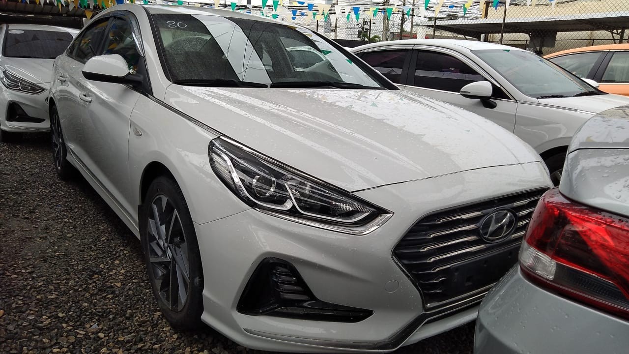 carros - HYUNDAI NEW RISE 2019 BLANCO DESDE: RD$765,100.00 1