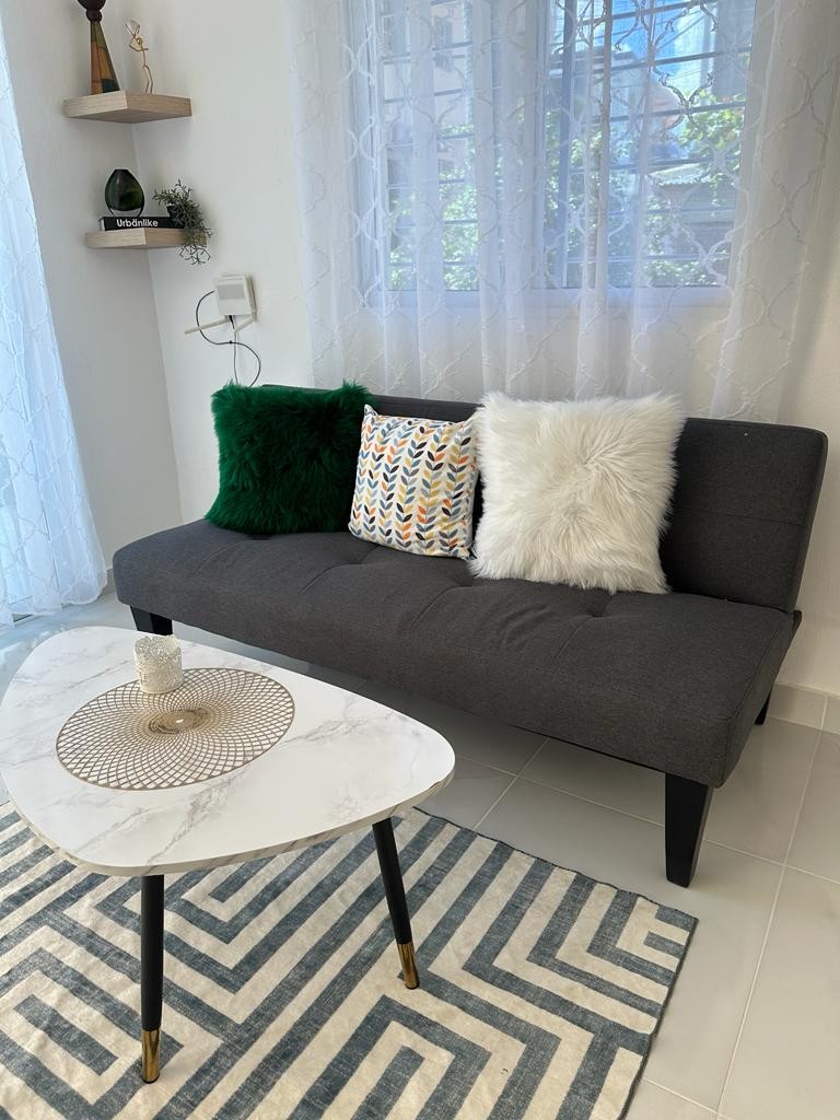 muebles y colchones - Mueble color gris, es un sofá-cama de oportunidad. 