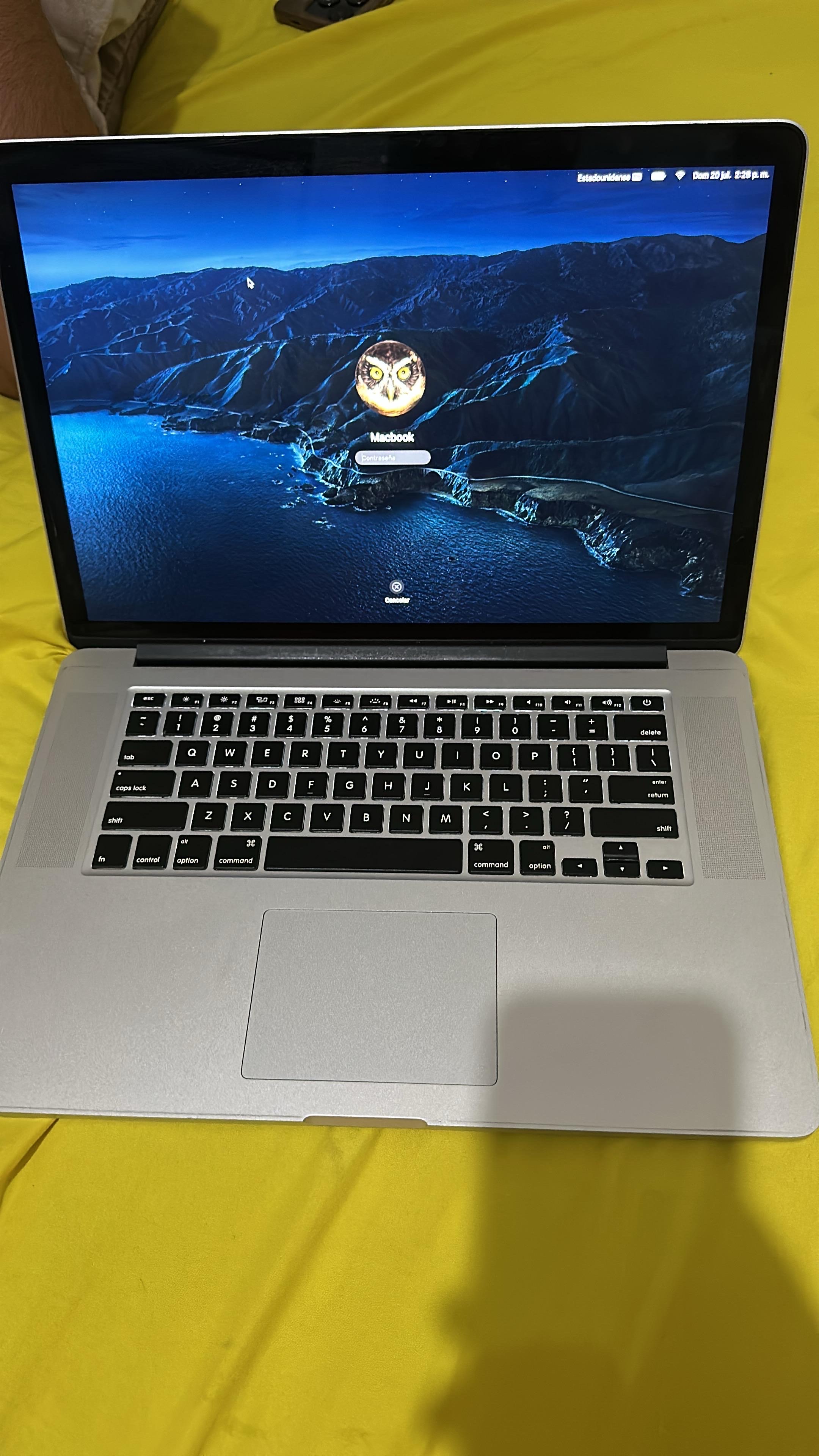 computadoras y laptops - MacBook Pro  0