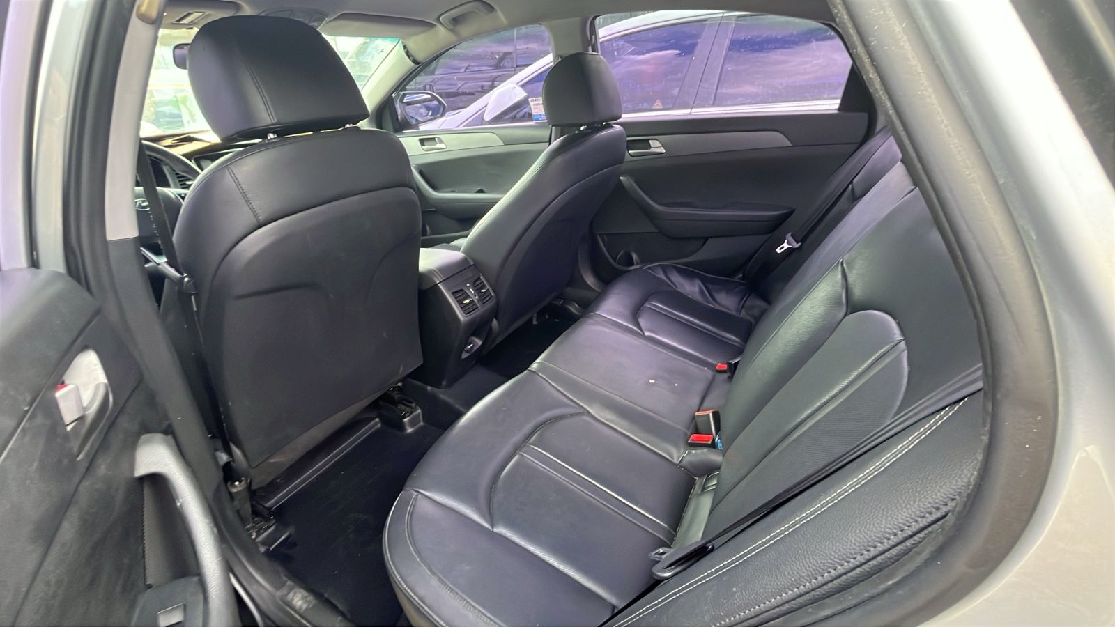 carros - HYUNDAI NEW RISES GRIS AÑO 2028 DESDE: RD$710,000. 2