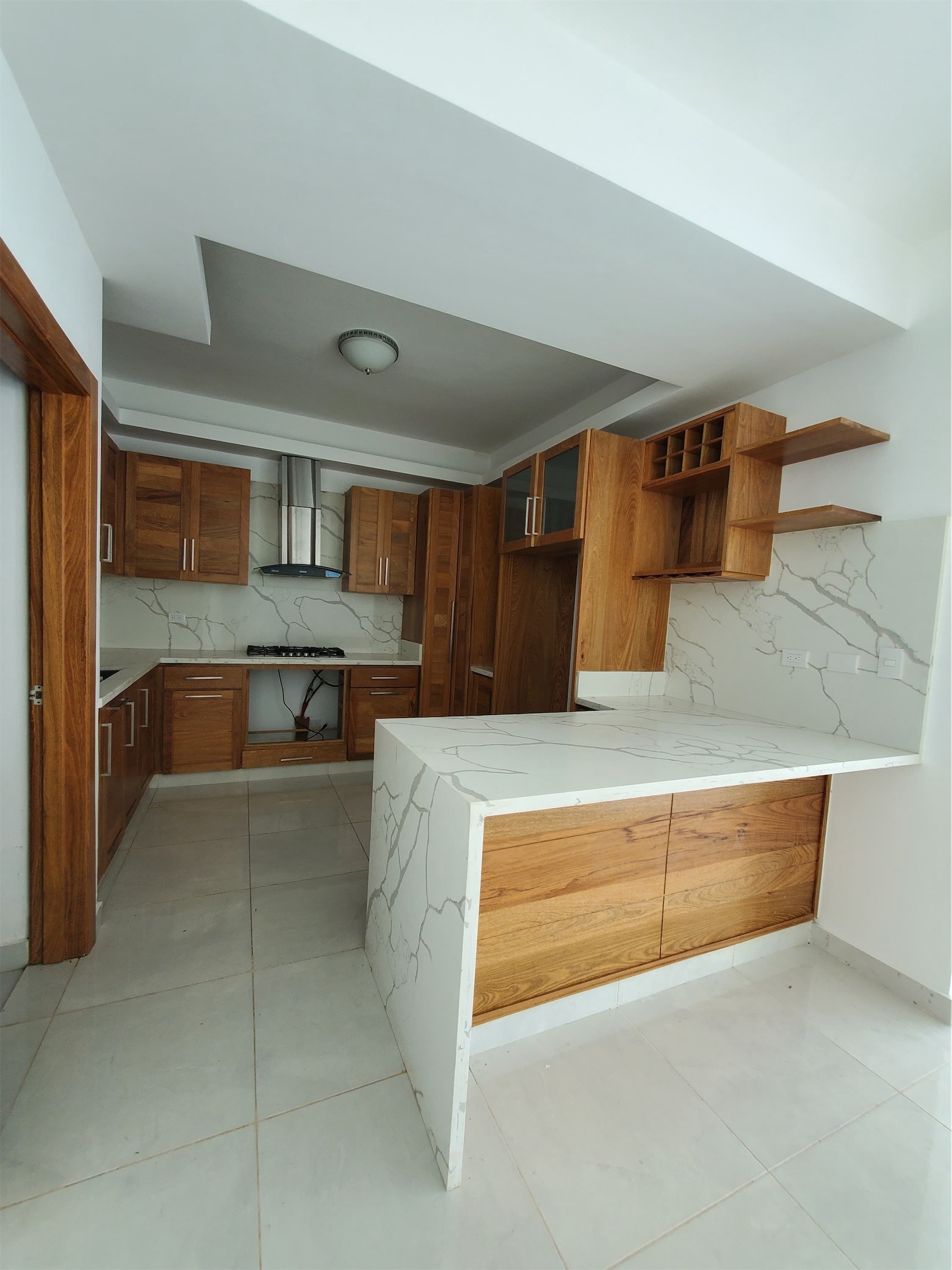 apartamentos - Amplio y Moderno Primer nivel con Patio en La Chantini  6