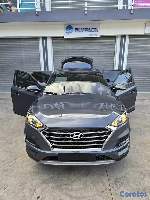 jeepetas y camionetas - HYUNDAI TUCSON 2020 GRIS DIESEL 3