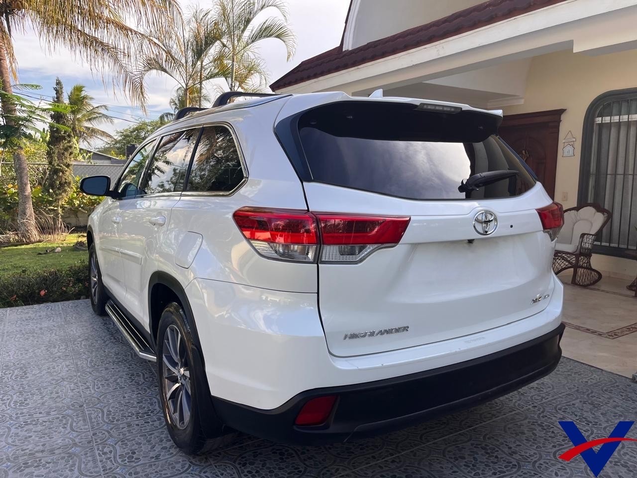 jeepetas y camionetas - TOYOTA HIGHLANDER 2019 5