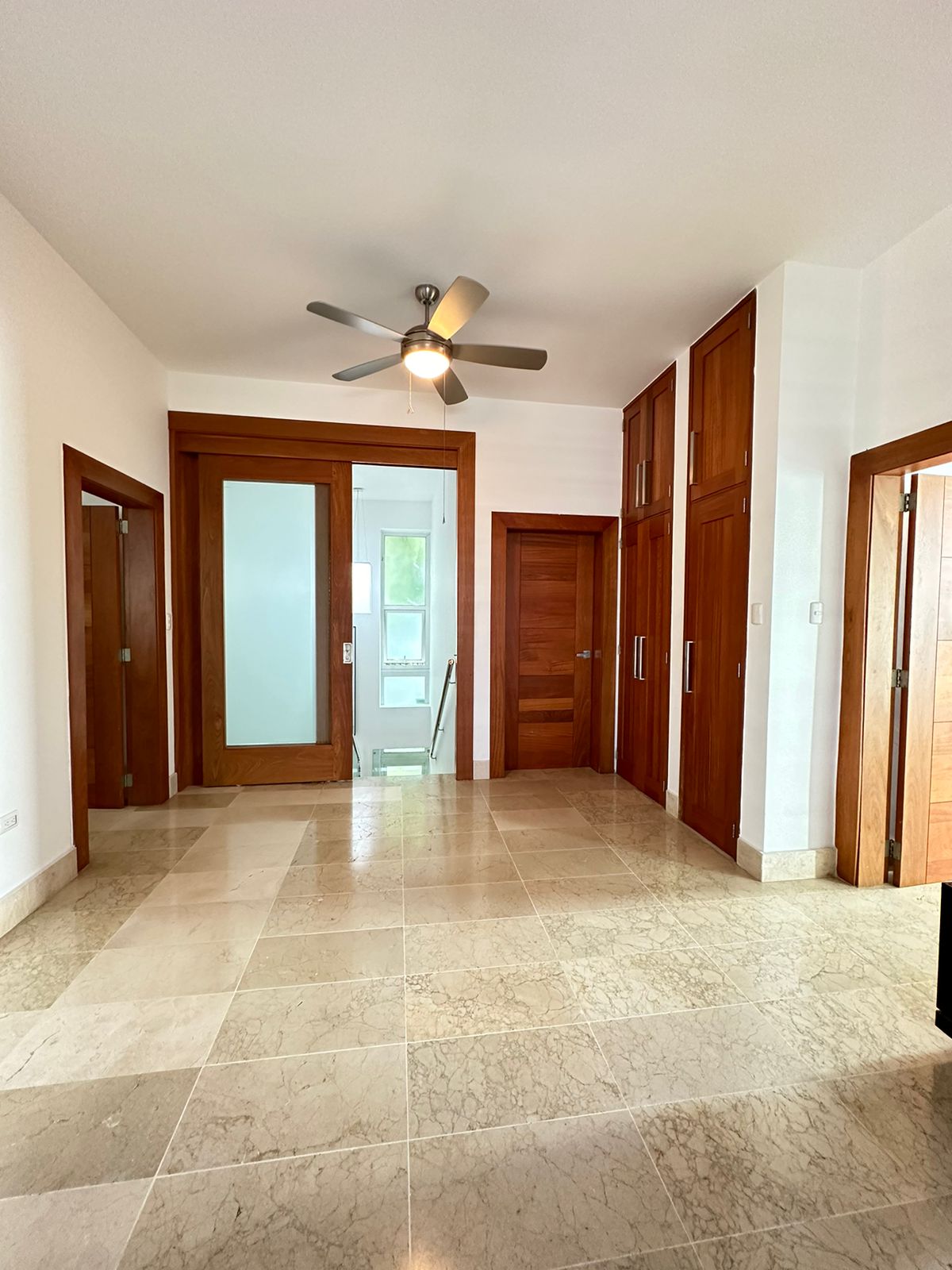 casas - Casa con Hermoso Patio, Las Carmelitas 1