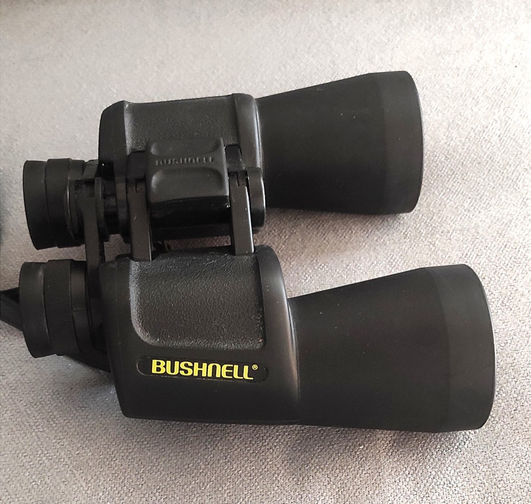 deportes - Binocular profesional Bushnell 16x50 Gran angular e impermeable. Visualiza hasta