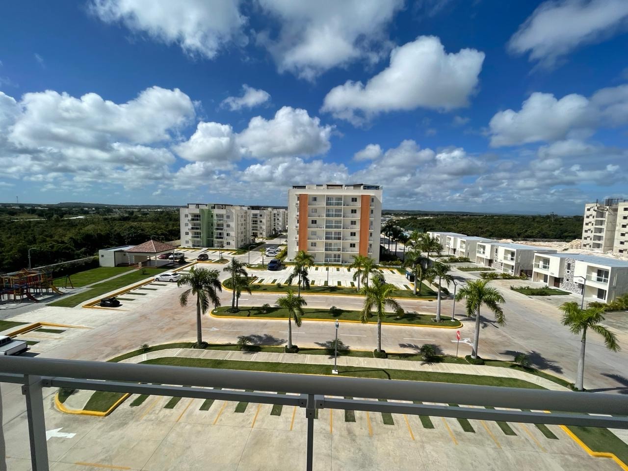 apartamentos - Vendo apartamento a estrenar en el Residencial Crisfer, Punta Cana