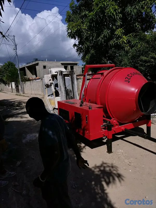 construccion e industrial - Bomba de arrastre y trompo de hormigón  2