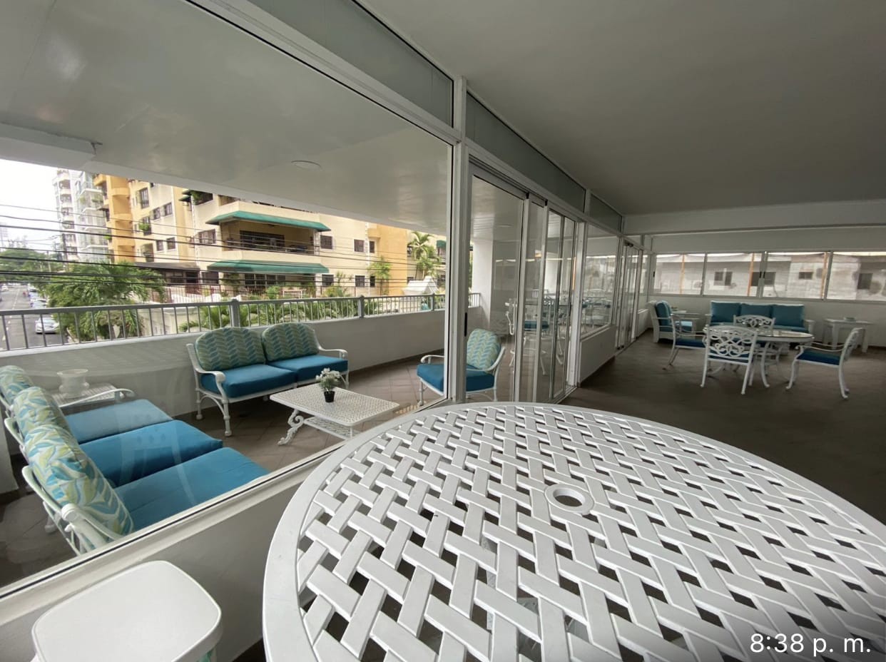 apartamentos - OPORTUNIDAD, Venta Apartamento de 2 Habitaciones, Naco, Santo Domingo 1