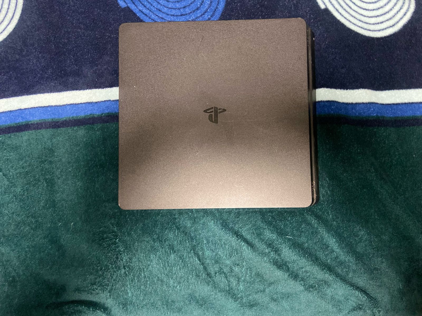 consolas y videojuegos - 🎮 Vendo PS4 usada de 1TB en excelente estado! 🎮 3