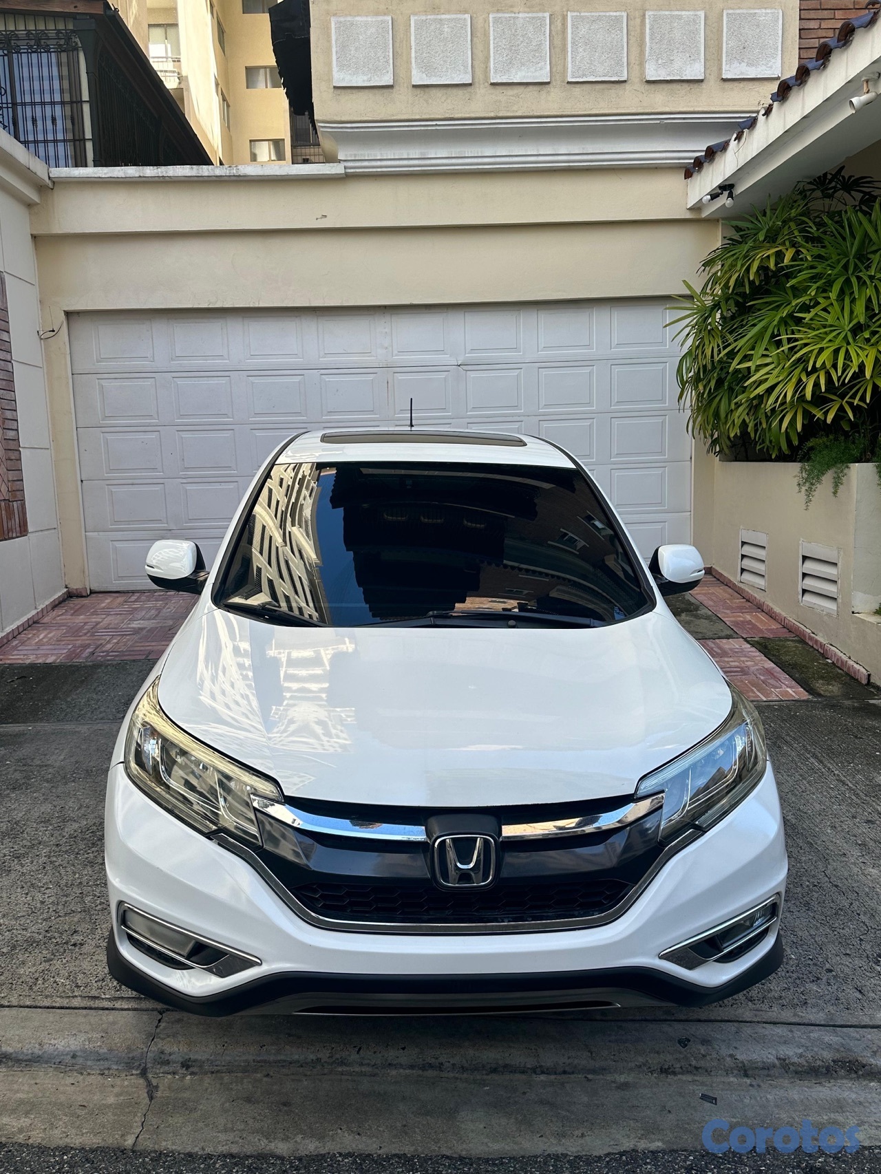 jeepetas y camionetas - Honda CR-V EX 4x2 2015 – Excelente estado 🚙✨
829-795-4837 8