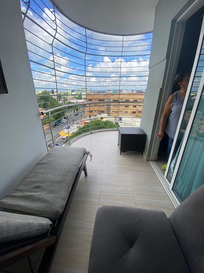 apartamentos - Espacioso apartamento ubicado en la exclusiva zona de ALMA ROSA
 1