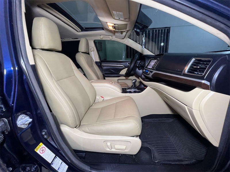 jeepetas y camionetas - TOYOTA HIGHLANDER LIMITED AÑO 2014 7