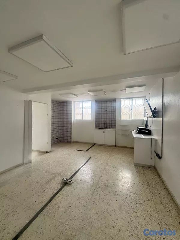 oficinas y locales comerciales - CASA COMERCIAL 5