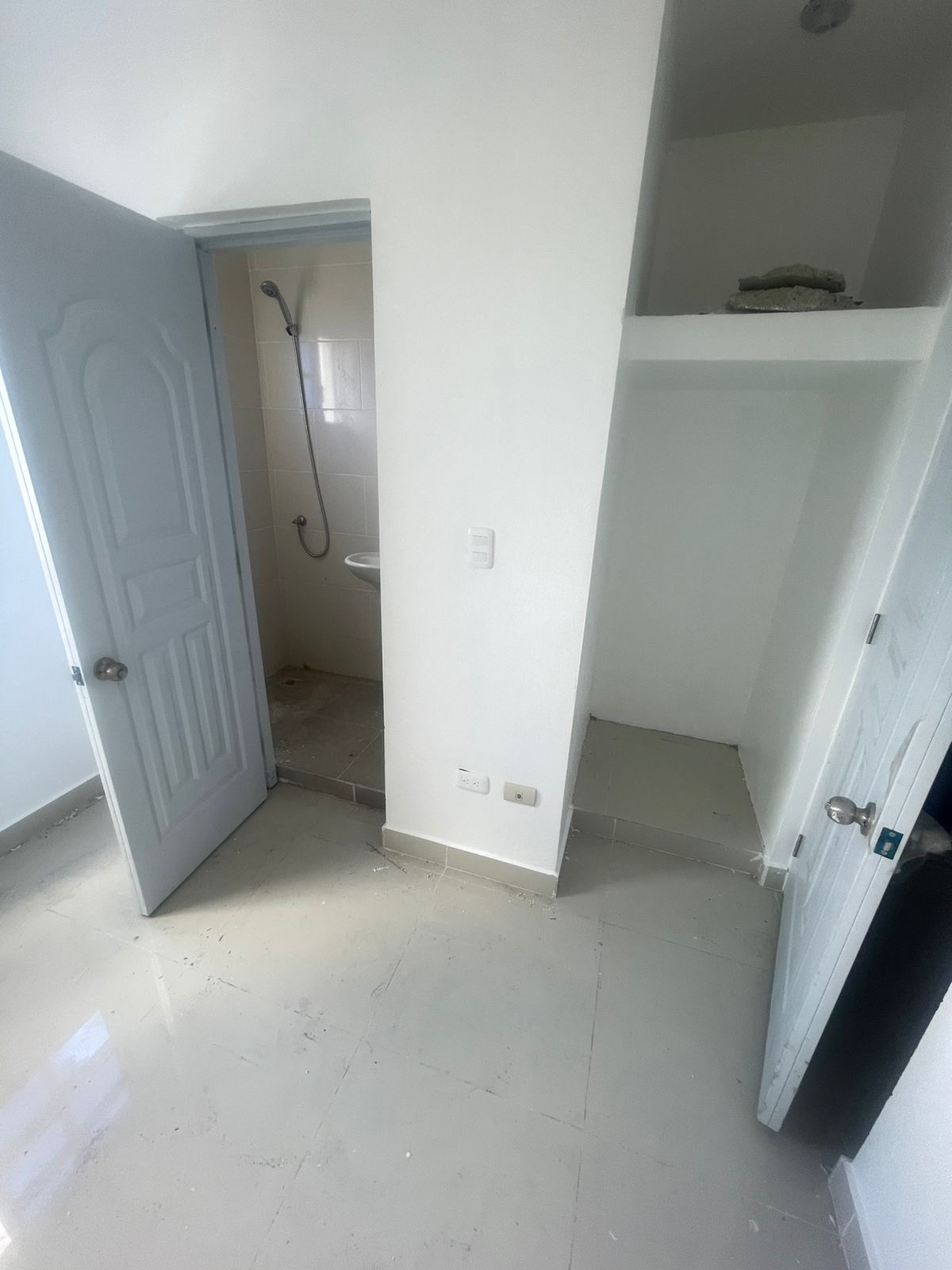apartamentos - apartaestudio 1 habitación sector 30 de mayo sexto piso parte alante  10