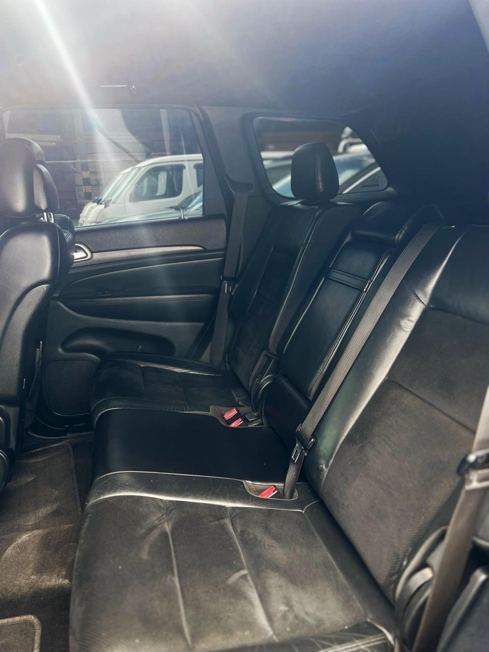 jeepetas y camionetas - jeep grand cherokee laredo 2015 5