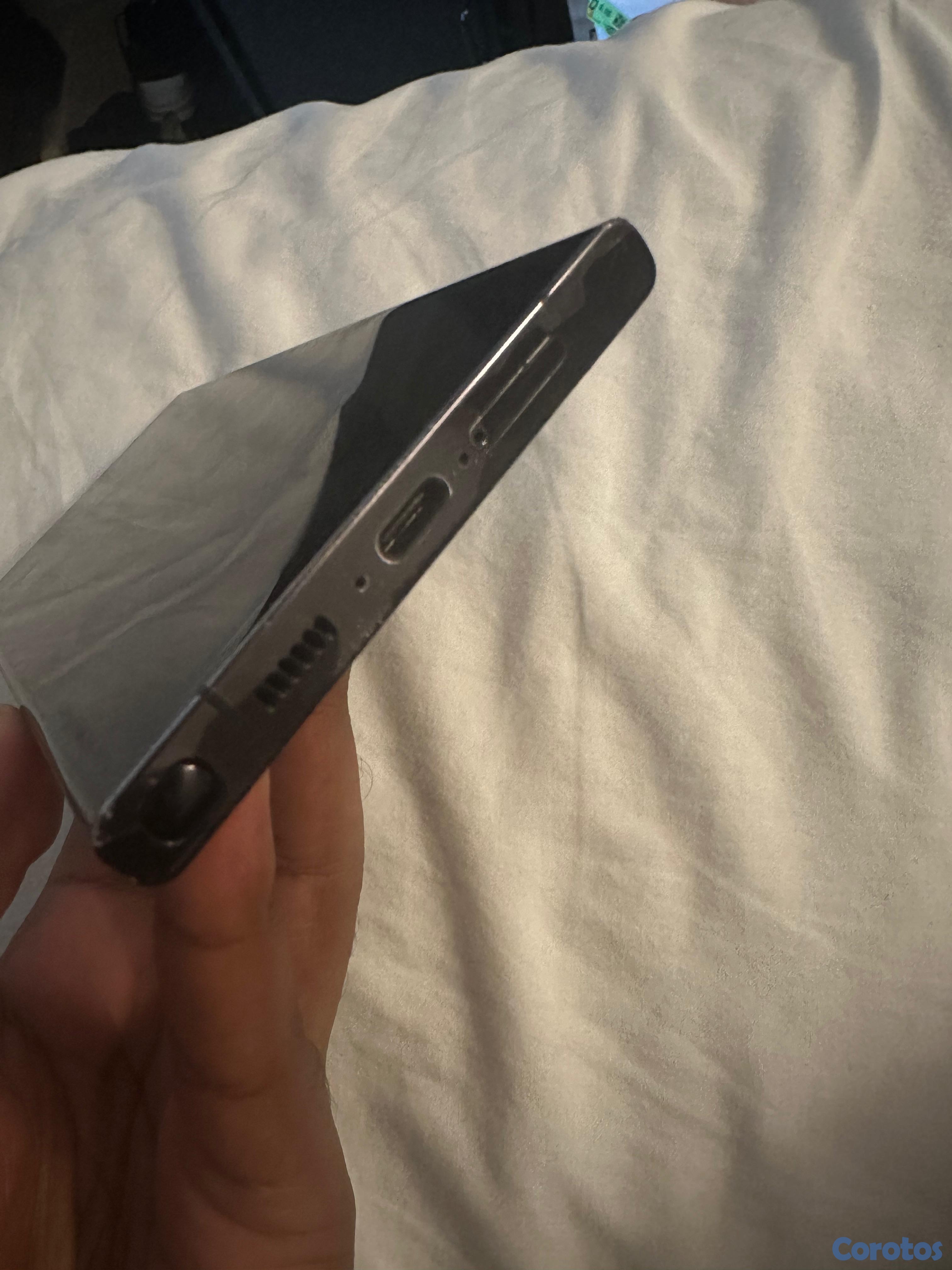 celulares y tabletas - Samsung Galaxy S23 Ultra 256gb 3