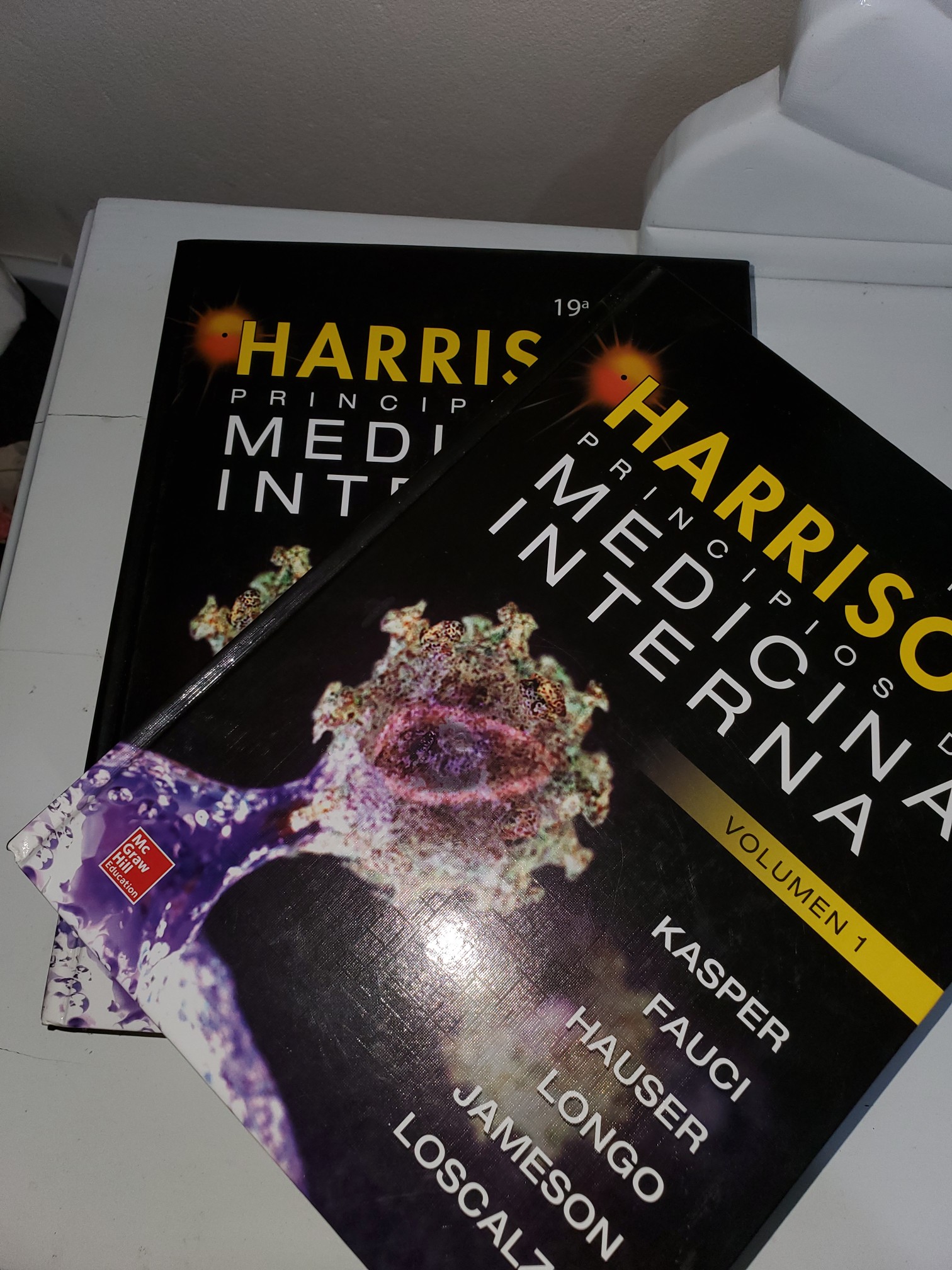 libros y revistas - Principios de Medicina Interna 19a Edición 
HARRISON