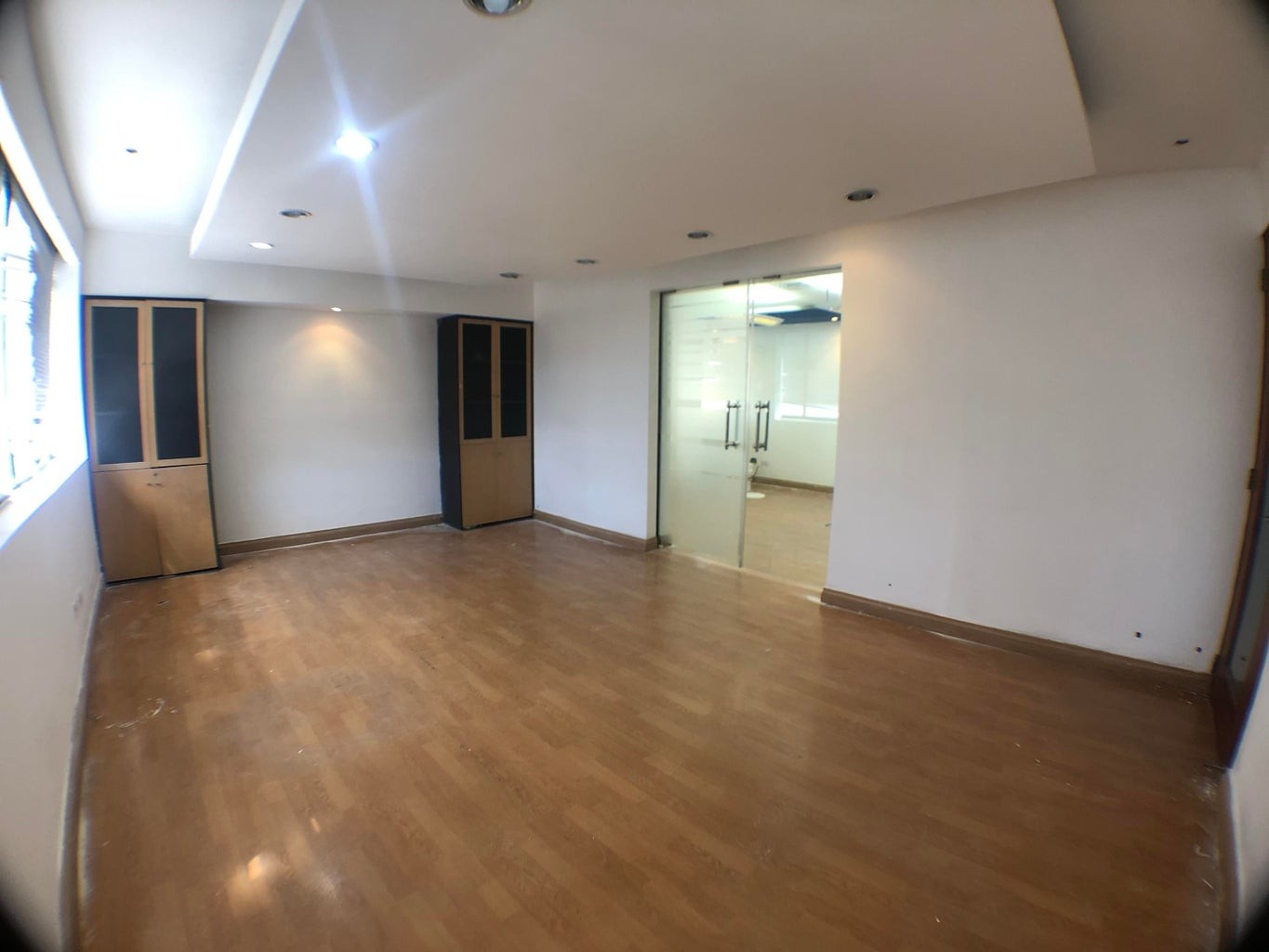 oficinas y locales comerciales - Excelente Local Comercial en Alquiler en Naco 7