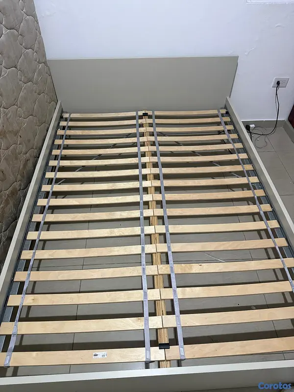muebles y colchones - Cama Full, base de tablillas LURÕY, Blanco y colchon SERTAPEDIC 3