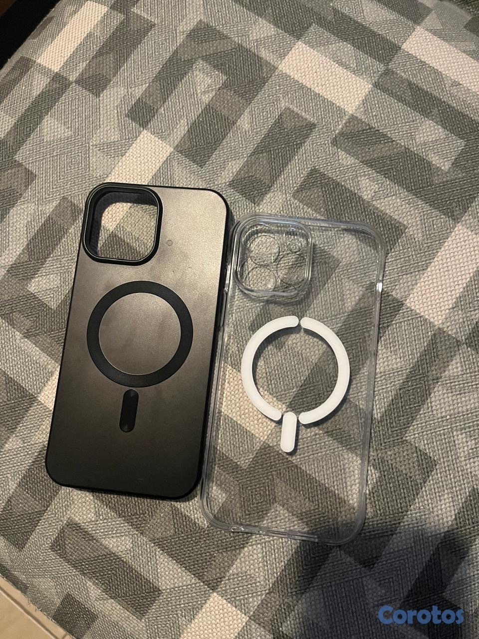 celulares y tabletas - Dos forros de celular iphone 13 pro max y 14 pro max