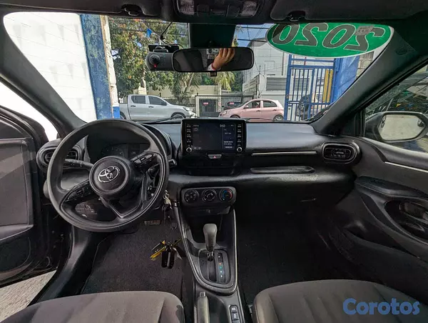 carros - TOYOTA YARIS 2020 7
