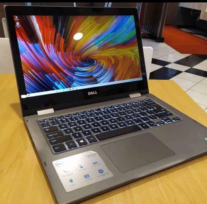 computadoras y laptops - Laptop Dell Inspiron 13 5379 2-in-1, Core i7 8th Gen, 8GB, 256GB SSD, Touchscree