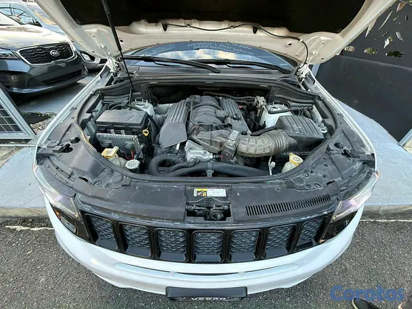 jeepetas y camionetas - Jeep Grand Cherokee SRT  8