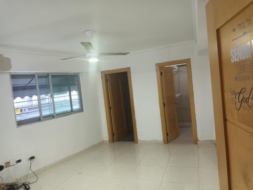 apartamentos - Vendo  Amplio apartamento en 1er nivel en Los Prados 169.67 m23 hab. 1