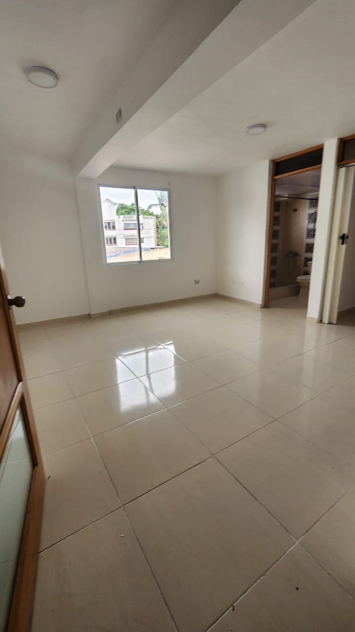 apartamentos - Amplio apartamento en venta en Costa Verde 0