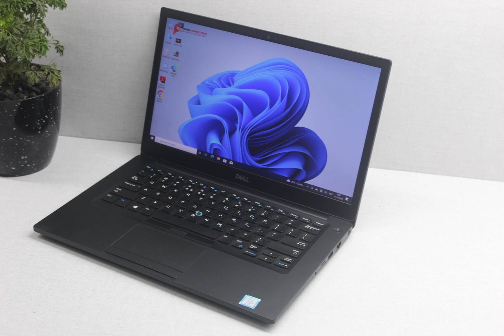 computadoras y laptops - Dell Latitude 7490 Core i5 8th Gen 